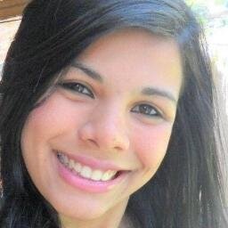 Tenho 17Anos , moro em sp, com meus pais , namoro , Amoo meus Amiggos , Sou Uma pessoa Legal, Gosto de todos os tipo de músicas..