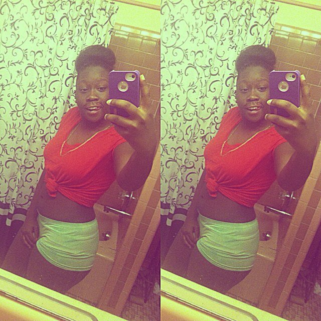 Im Pretty , Bhadd && Singlee' .. IAint trippin never slip or slackin on my pimpin ^_^ Dnt Be Comein On My TL Widd Dhat Dumb Shit Kuz Thats The Shxt I Dnt Like !