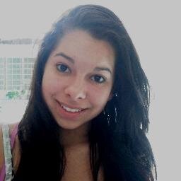 Sou uma menina como todas as outras. 
Estou apenas vivendo meus dias de maneiras diferentes... 
Follow Me????  *---*
