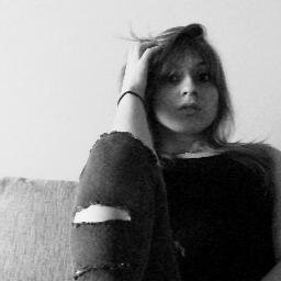 _AnnyCaroliiny's profile picture. 