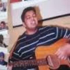 UK Singer Songwriter - Official Twitter
http://t.co/bkPN2E826U
Download 'Stars' song here: http://soundcloud.
enquiries: phoenixstreet1@gmail.com