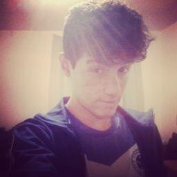 Daria minha vida só pra ti ver feliz, eu te amo ! *g