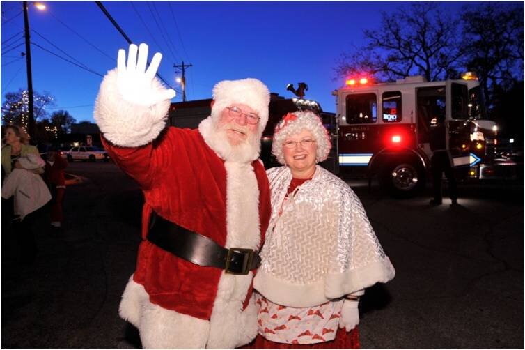 The Best Christmas Gig in Texas.  Delighting children and families with the Sights and Sounds of Christmas for over 25 years.