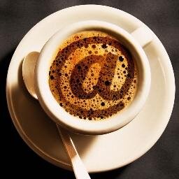 No hay nada mejor que despertar y ver un nuevo amanecer...excepto verlo acompañado de un rico café