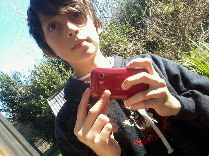 Holaaaa ah. Skate Pazeom. Doy FollowBackkkkkk.