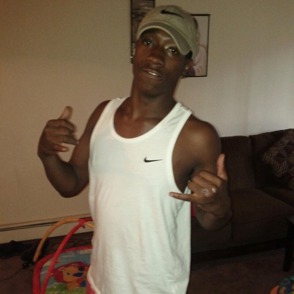 Sneak Trap new artist coming up real street nigga straight outta Cleveland 131st Caine Ave DG Life  ATM Hardbody nigga RIP Rio Joe Tjohn Gina LA