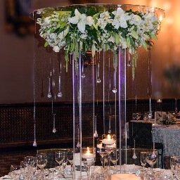 Diseño floral y decoración de eventos sociales y empresariales, ofreciendo arreglos con las nuevas tendencias de la decoración. Te invitamos a echar un vistazo.