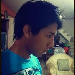 Estudiante de estadística, #melomano ,#soñador zzz apasionado por el #futbol y el #deporte ..hincha de #universitariodedeportes y #realmadrid...