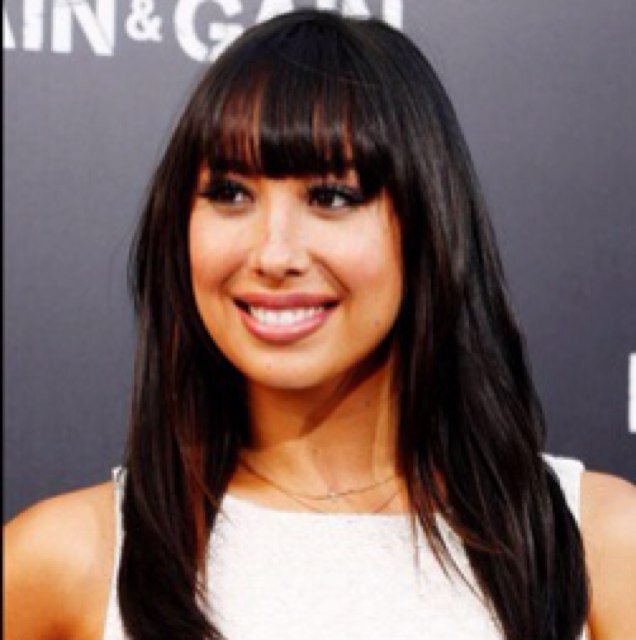 This is the Unofficial twitter support pg for two-time DWTS champion @CherylBurke. Get the latest news, upcoming events & appearances of the lovely dancer.