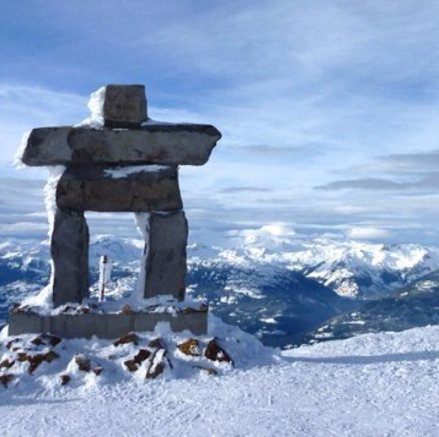 Make the most out of your stay in Whistler. A complete guide to Whistler accommodation, tours, shopping, eating, drinking, snowboarding and skiing.