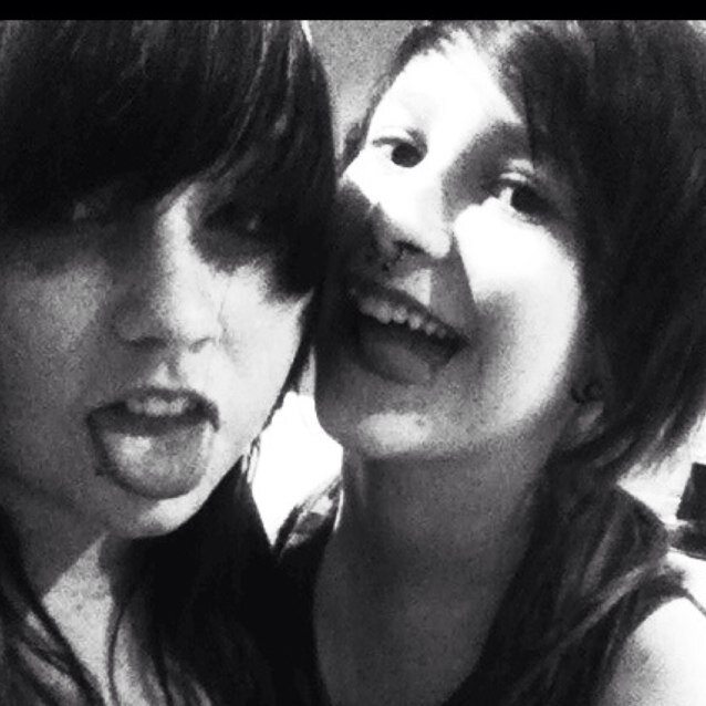 Ch_Phantomhive's profile picture. holy butts!