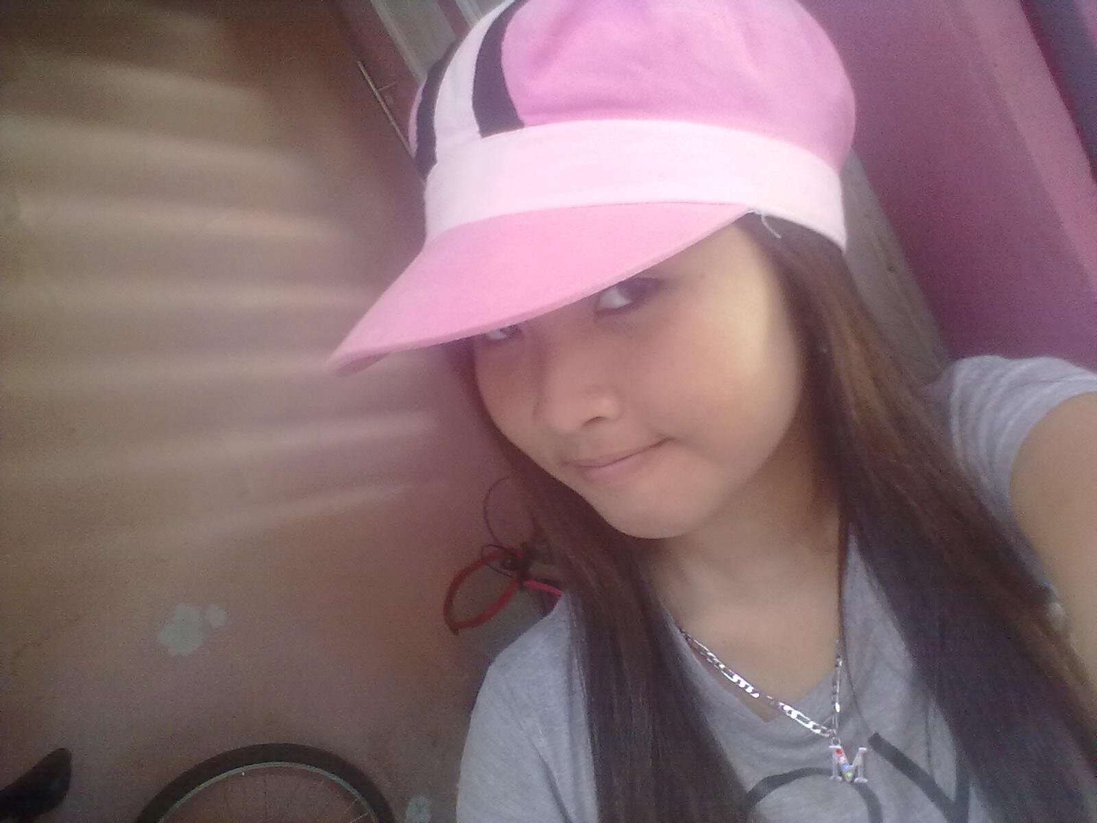 mela13244457 Profile Picture