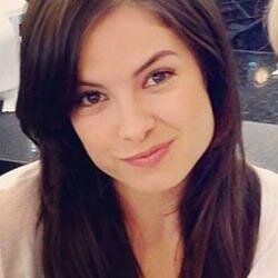 Nenhuma palavra descreve o quanto eu amo você @Lua_Blanco ,