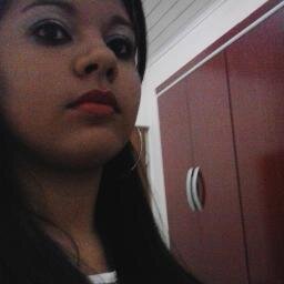 ' Medo doq? Sou filha do dono do mundo!!  '