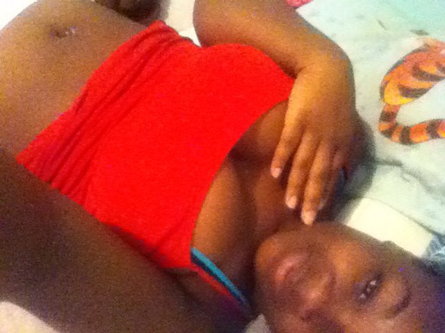 yeah im bisexual . follow me ❤