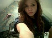 im 17. i have an amazing boyfriend, Grant! ich mag schokolade