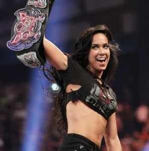 I'm the WWE Diva's Champion and farmer GM im Aj lee fan and the Sheild fan im 17 year old girl. not date on Twitter no more