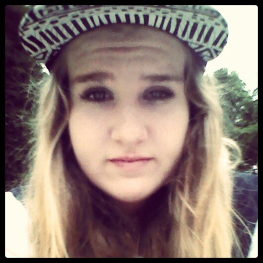 1101Chloe's profile picture. I honestly couldnt live without my best friends Carey and fraser xxxxxx