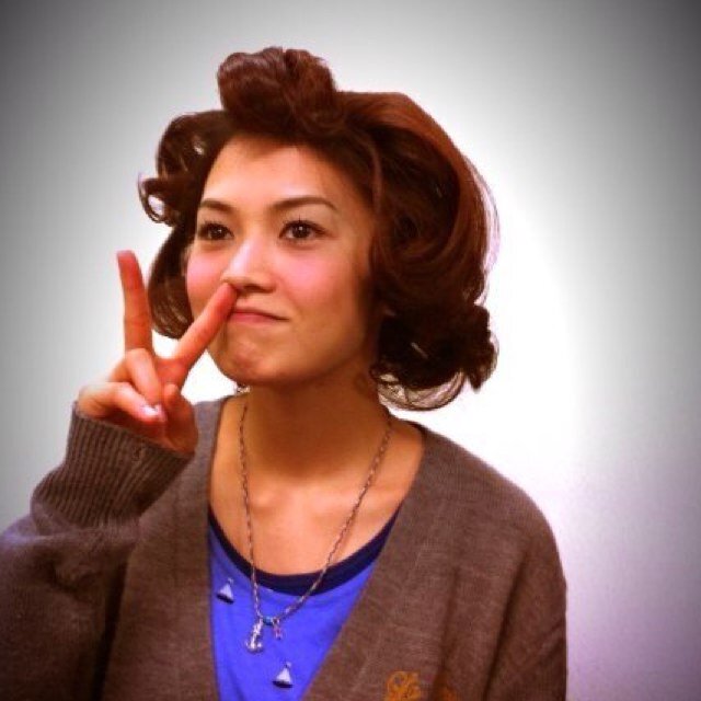 最近、YUIネタが無さ過ぎて呟く内容が変な方向になっているアカウントはこちらになります。それでも僕はYUIが好きです！