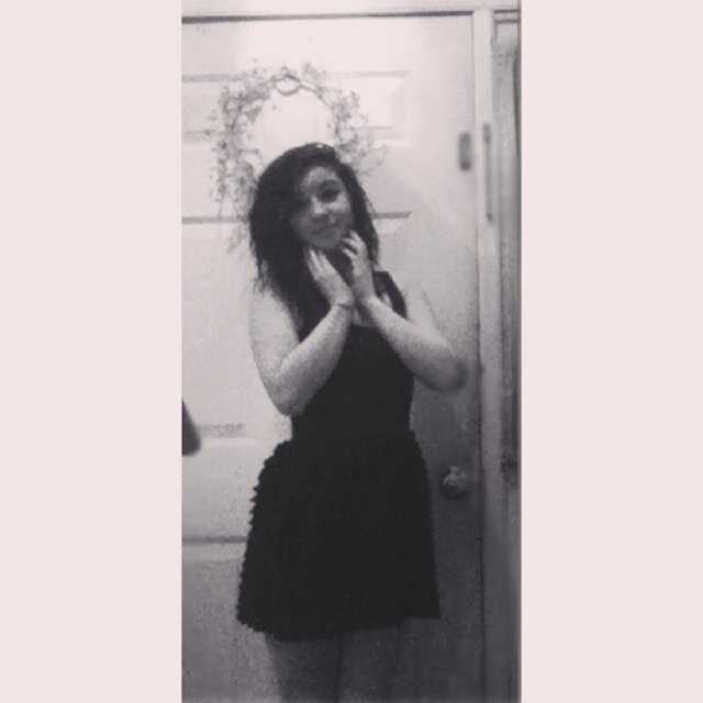 I be kylie renae knoww meee.  I'm happily taken by my babyy Seth 4/17/13 I love him so much. He means the world to me ^_^ he's mine only. k? K.