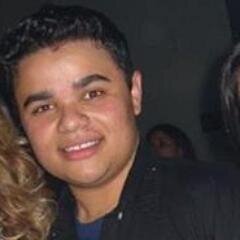 Quem tem um amigo, mesmo que um só, não importa onde se encontre, jamais sofrerá de solidão, poderá morrer de saudades, mas não estará só. Amir Klink