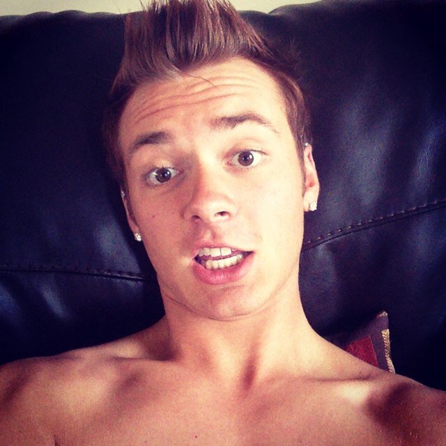 TylerRoberts7's profile picture. Minnesota is where it's happening!  Snapchat: robdog14                              Insta: Tylerr140