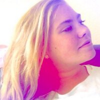 die blonde (@naomii_jwz) 's Twitter Profile