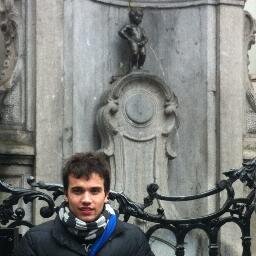 Español, Madridista, futuro ingeniero Naval UPM y como no, un gentleman. Lo mejor el deporte, en especial fútbol y padel, se puede saber mas pero también menos.