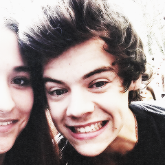 free follow from @turntozayn, follow her & ask for a follow back