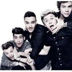 ilk one direction sayfası değiliz ama en iyi olamayı hedefliyoruz. ve tabikii directioneriz