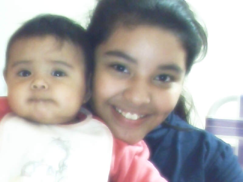 holaa!! soy directioner , tinista y mixer ♥