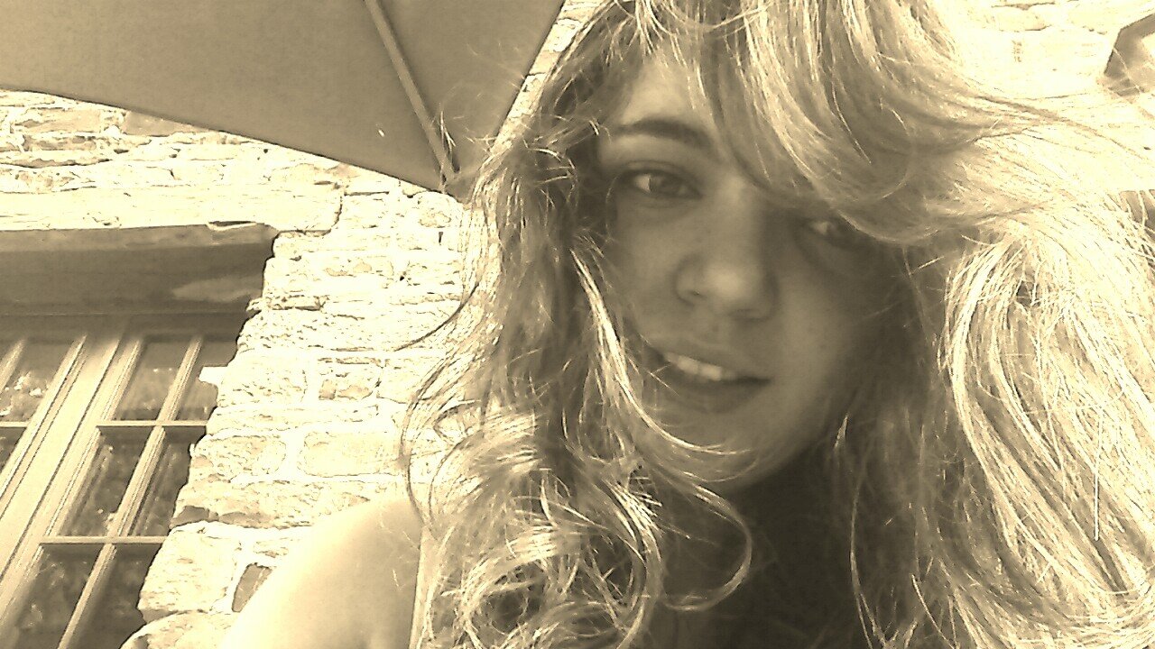 Welcome to my life ♫♪ M.Pokora ♥ I love my life ♥♪♫Robin des bois ♪♫ Follows moi je sais que tu m'aime déjà ♥ ;)