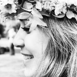 Milhões de sorrisos no mundo e eu preciso apenas do seu @anna_ritacerque