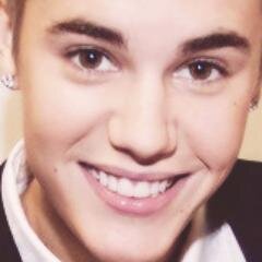 chxnelshearts's profile picture. I JUST GAVE U A FREE FOLLOW. DONT FOLLOW ME ON THIS ACCOUNT. BUT FOLLOW @chxnelhearts ILY