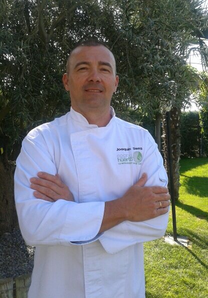 Cocinero. Antiguo Alumno ESHT Madrid, Promoción XXV.