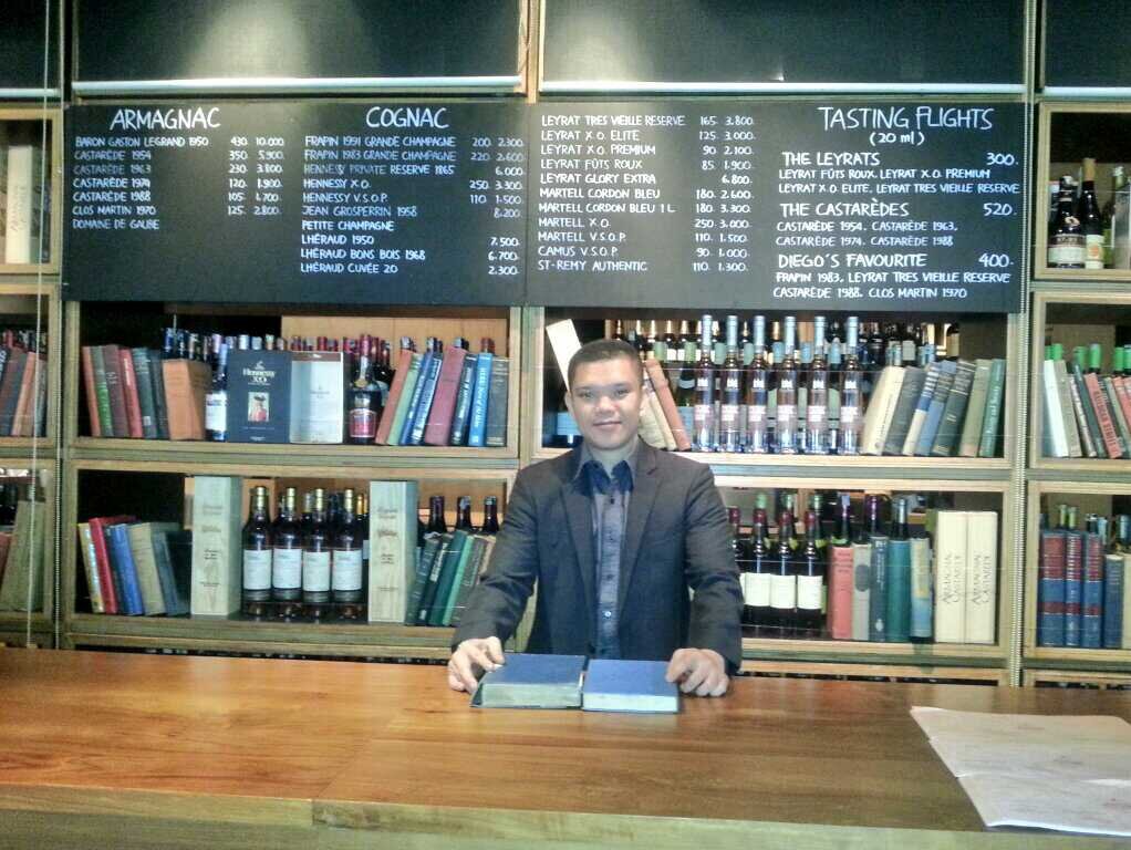 Christian, Indonesian Kopite, weezerian, 21st Century Digital Boy, Wine Lover ;)