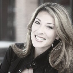 Moderately cool girl. @footballUGA fan #GODAWGS 🏈 Grateful💒⚓️🙏🏽