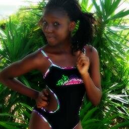 ..My Name Is Miika♥ .. I'm Fun,Love Taking Pics, Like Hanging Out && The Rest .. I'm A Teenager♥ From That Beautiful Island Named Saint-Martin/Sint-Maarten♥