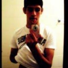 Não si Ilude no Meu sorriso a maldade ta na Mente http://t.co/G1EVvvde74

http://t.co/tZ8jz7DTFC