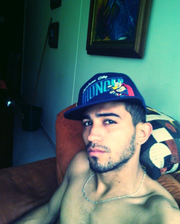 yaderfabrisio's profile picture. Mis sueños son mentiras q algun dia dejaran de serlo