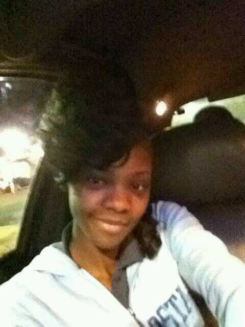 21 years old with a beautiful little girl, don't ask about me ask me  #proudmommy #single #whyumad??
