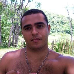 Sou um cara tranquilo q gosta das boas coisas q a vida pode oferecer