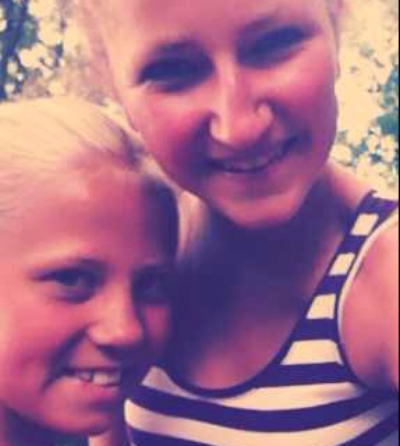 annamiek,10 jaar,4-9-03,single en turnen