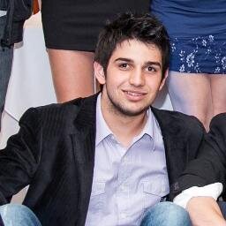 ''Pessoas invejosas são contraditórias. Elas te odeiam, mas querem ser como você..'' 
Guaporense é gremista :D
https://t.co/hEpBitkyXx
http://t.co/w84ACTppiP