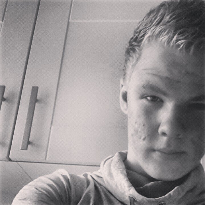 On this small planet on earth we gonna rock civilization                Hardstyle & Hardcore ♡