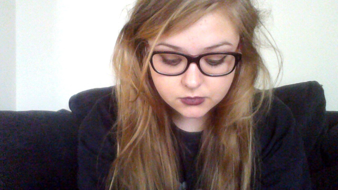 hey im gabby im 13 from the uk i love music and bands like bring me the horizon pierce the veil  and of mice and men please follow me i always follow back xx
