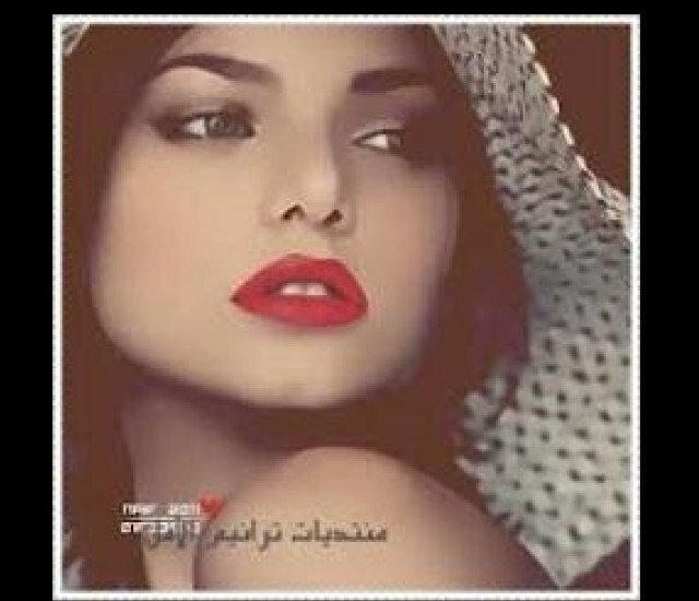 ReemyLora's profile picture. ايماني يكتمل بأنه لاتقذف الا الشجره المثمره....
