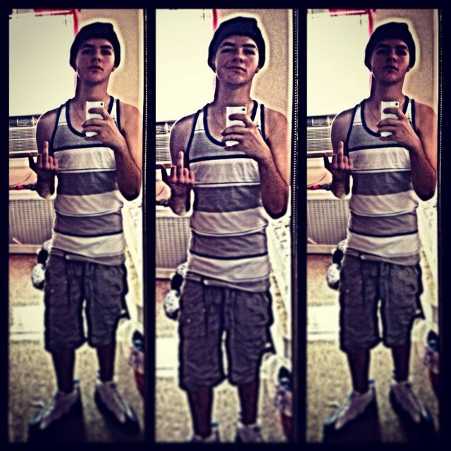 iTryhardAtWork's profile picture. Just the average rapper. Im a lil ignorant and i dont give a fuck. I chose to live it up. Was chasing dollars, now im chasing mills.