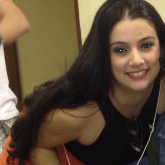 leticiafj's profile picture. 