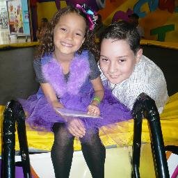 _Y3ss1ca_'s profile picture. Venezolana infinita,guerrera y apasionada de lo vida,enamorada locamente de mi familia ,lo sabran jeje pero sobre todo Simplemente YO**